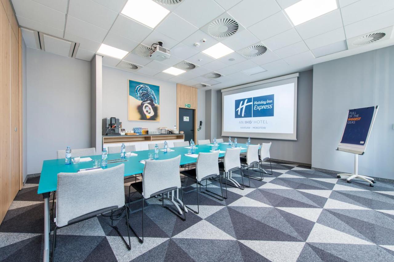 Holiday Inn Express Warsaw - Mokotow By Ihg Bagian luar foto