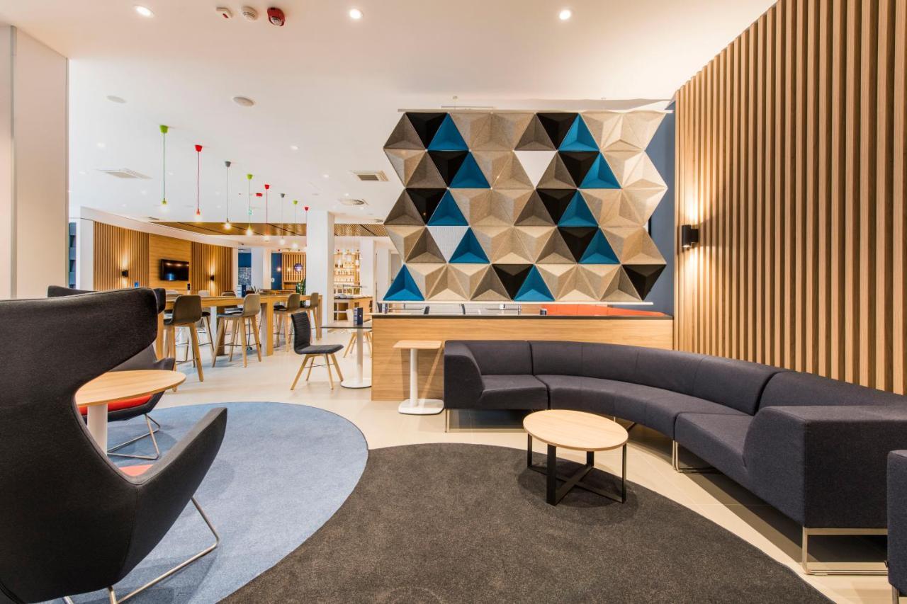 Holiday Inn Express Warsaw - Mokotow By Ihg Bagian luar foto