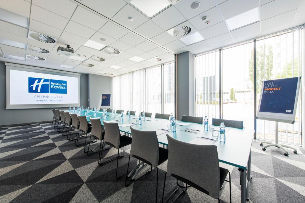 Holiday Inn Express Warsaw - Mokotow By Ihg Bagian luar foto