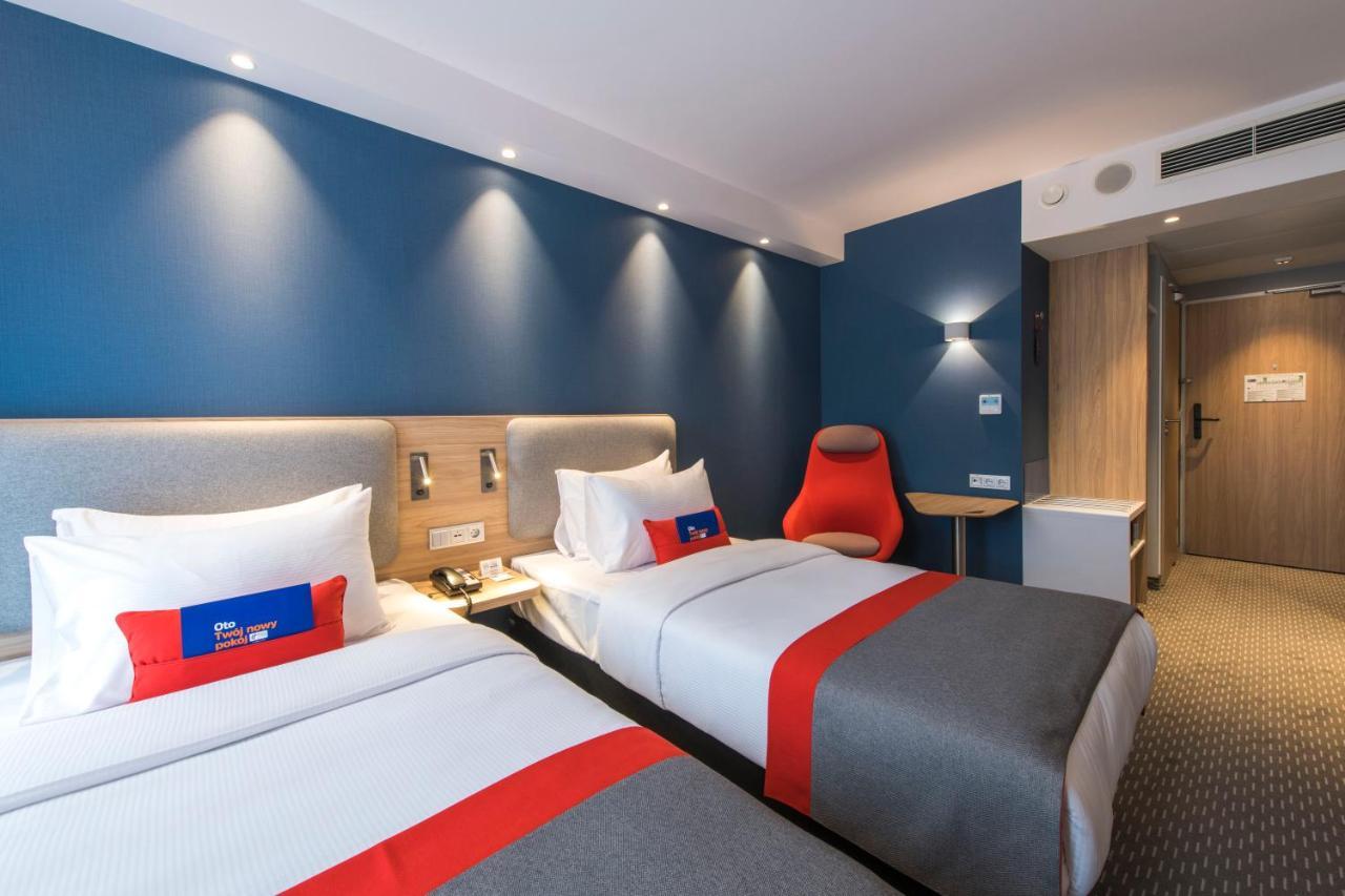 Holiday Inn Express Warsaw - Mokotow By Ihg Bagian luar foto