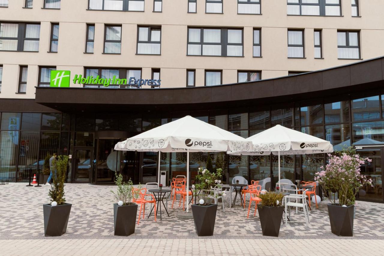 Holiday Inn Express Warsaw - Mokotow By Ihg Bagian luar foto